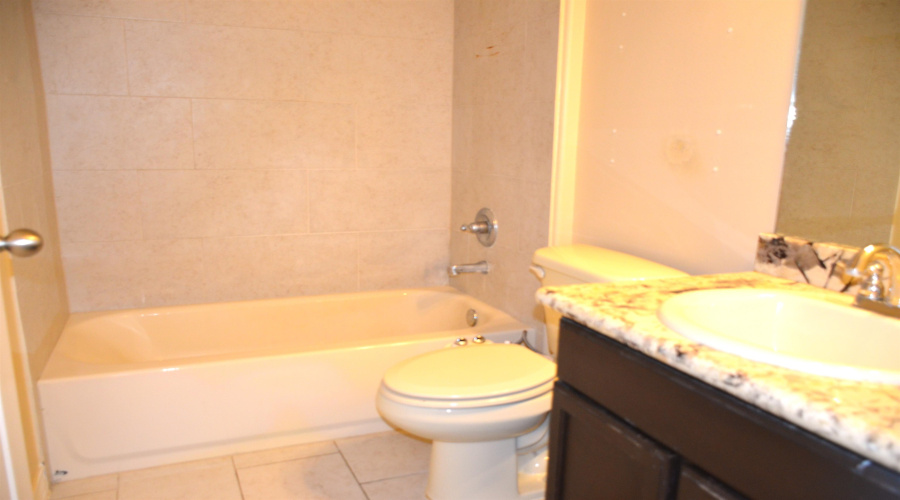 616 Laja Lp., Laredo, Texas 78045-6927, 4 Bedrooms Bedrooms, 7 Rooms Rooms,3 BathroomsBathrooms,Residential,For Sale,616 Laja Lp.,20262982