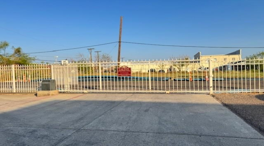 5410 Marcella Ave, Laredo, Texas 78041, 2 Bedrooms Bedrooms, 5 Rooms Rooms,2 BathroomsBathrooms,Residential,For Rent,5410 Marcella Ave,20262986