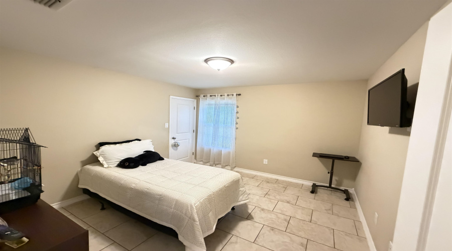 5421 Encanto Dr., Laredo, Texas 78046, 4 Bedrooms Bedrooms, 5 Rooms Rooms,2 BathroomsBathrooms,Residential,For Sale,5421 Encanto Dr.,20262993