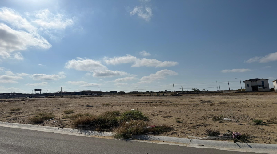 5907 Tavo Dr., Laredo, Texas 78043, ,Land,For Sale,5907 Tavo Dr.,20262998