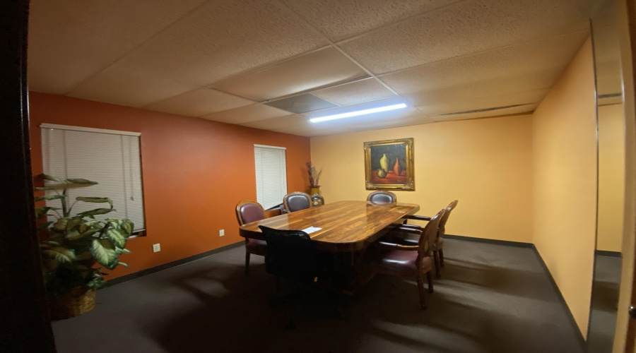 1808 Markley Ln, Laredo, Texas 78041, 1 Bedroom Bedrooms, 21 Rooms Rooms,2 BathroomsBathrooms,Commercial/industrial,For Rent,1808 Markley Ln,20262996