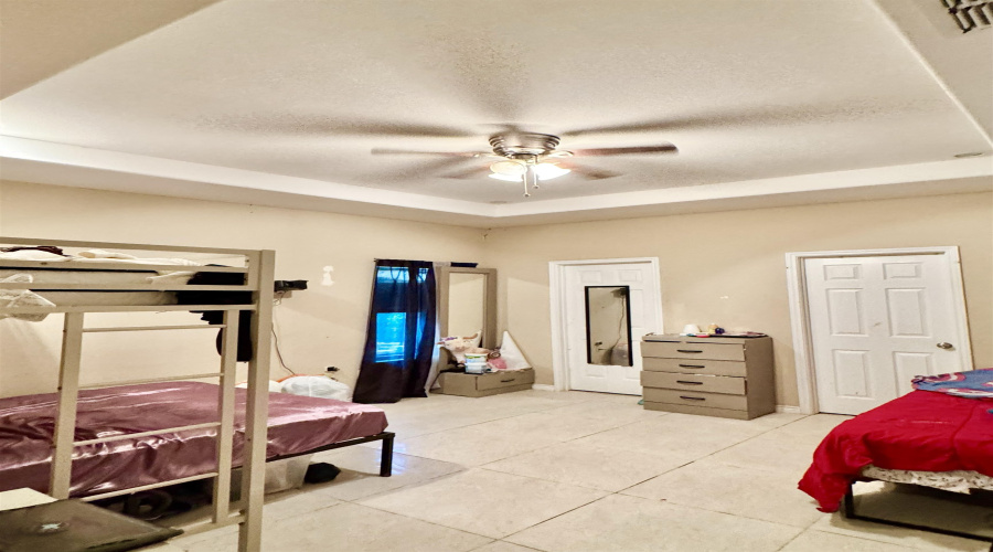 114 Los Fresnos Lp, Laredo, Texas 78046, 3 Bedrooms Bedrooms, 4 Rooms Rooms,2 BathroomsBathrooms,Residential,For Sale,114 Los Fresnos Lp,20263000