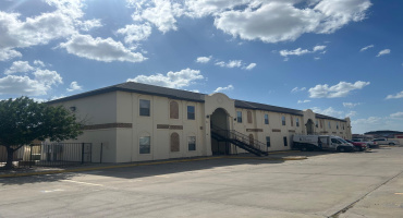 3664 Del Mar Blvd, Laredo, Texas 78045, 2 Bedrooms Bedrooms, 4 Rooms Rooms,2 BathroomsBathrooms,Residential,For Rent,3664 Del Mar Blvd,20263001