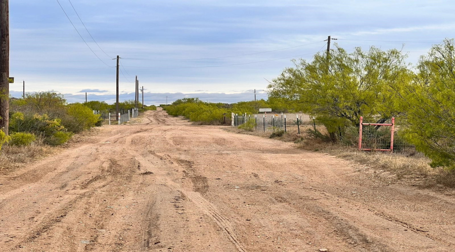 1 Acre Tract 17 Las Pilas Rd., Laredo, Texas 78043, ,Land,For Sale,1 Acre Tract 17 Las Pilas Rd.,20263008