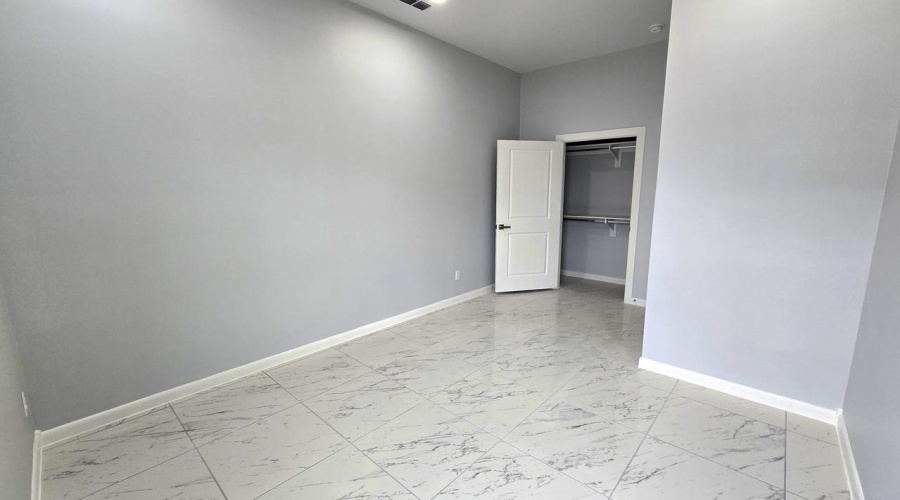 2341 Mango Rd., Laredo, Texas 78046, 3 Bedrooms Bedrooms, 5 Rooms Rooms,2 BathroomsBathrooms,Residential,For Sale,2341 Mango Rd.,20263004