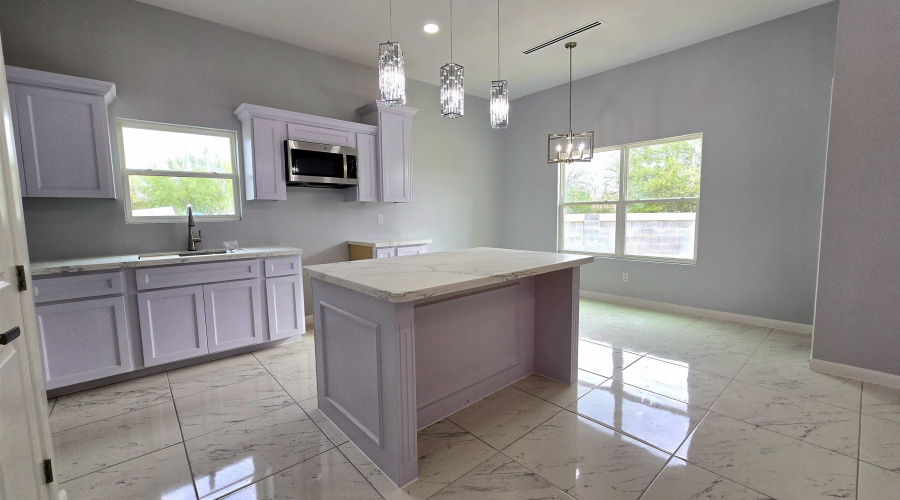 2341 Mango Rd., Laredo, Texas 78046, 3 Bedrooms Bedrooms, 5 Rooms Rooms,2 BathroomsBathrooms,Residential,For Sale,2341 Mango Rd.,20263004