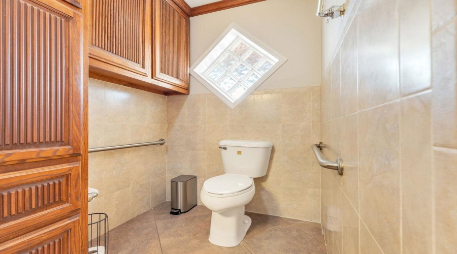 1302 Col. Antonio Zapata Avenue, ZAPATA, Texas 78076, 2 Bedrooms Bedrooms, 4 Rooms Rooms,1 BathroomBathrooms,Residential,For Sale,1302 Col. Antonio Zapata Avenue,20263005