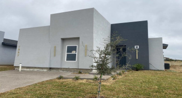 1807 Calvillo Dr., Laredo, Texas 78046, 3 Bedrooms Bedrooms, 6 Rooms Rooms,2 BathroomsBathrooms,Residential,For Sale,1807 Calvillo Dr.,20263014