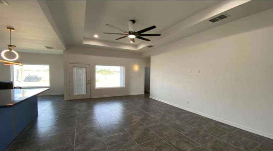1807 Calvillo Dr., Laredo, Texas 78046, 3 Bedrooms Bedrooms, 6 Rooms Rooms,2 BathroomsBathrooms,Residential,For Sale,1807 Calvillo Dr.,20263014