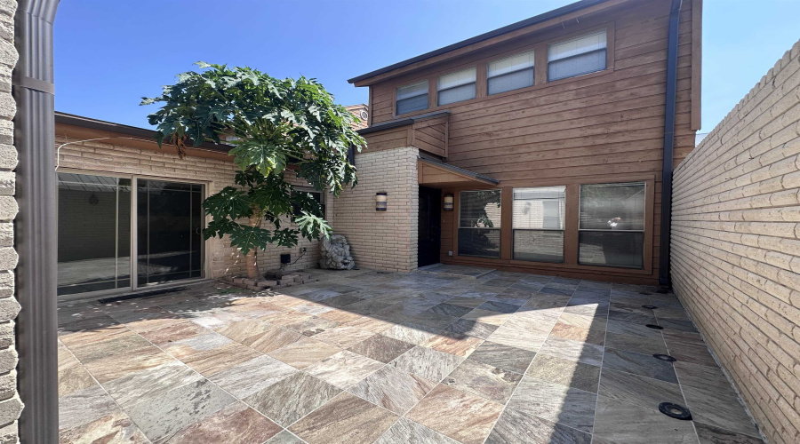106 Martingale Ln, LAREDO, Texas 78041, 3 Bedrooms Bedrooms, 6 Rooms Rooms,3 BathroomsBathrooms,Residential,For Rent,106 Martingale Ln,20263015