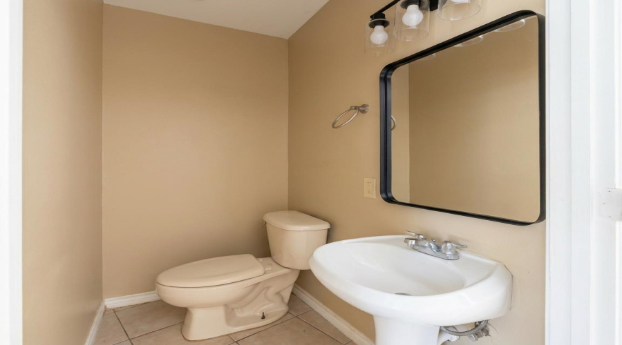 312 Begona Ct, Laredo, Texas 78046, 3 Bedrooms Bedrooms, 3 Rooms Rooms,2 BathroomsBathrooms,Residential,For Rent,312 Begona Ct,20263016