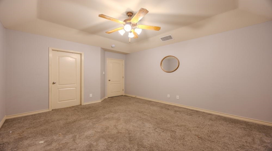 1520 Denmark Ln, Laredo, Texas 78045, 3 Bedrooms Bedrooms, 6 Rooms Rooms,2 BathroomsBathrooms,Residential,For Sale,1520 Denmark Ln,20262229