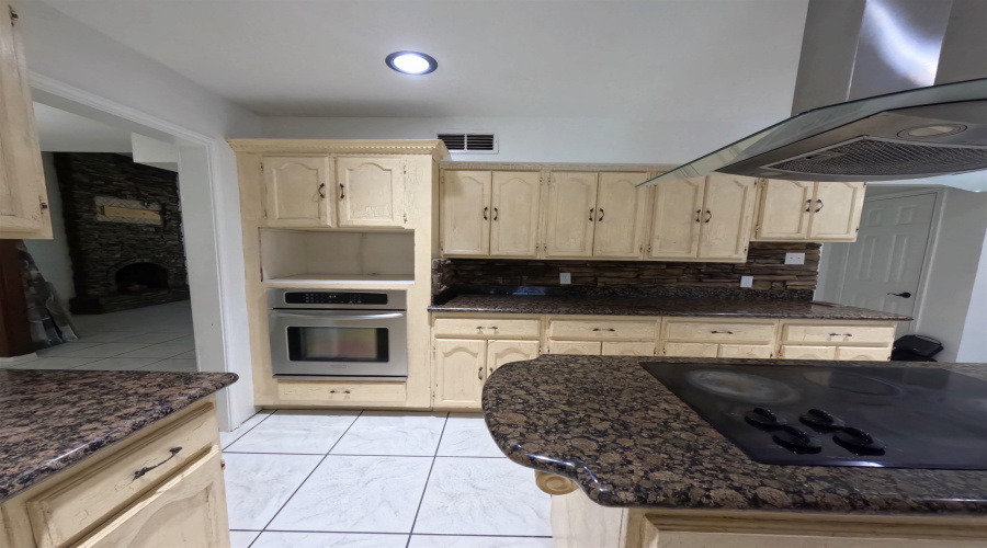 1217 Lyles Lp, Laredo, Texas 78045, 4 Bedrooms Bedrooms, 9 Rooms Rooms,3 BathroomsBathrooms,Residential,For Sale,1217 Lyles Lp,20263019