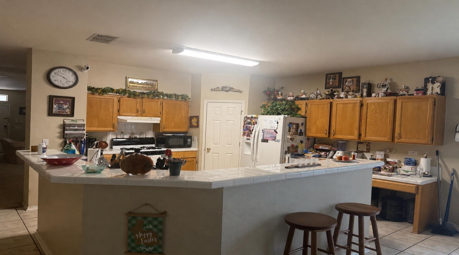 1718 Denmark Ln, laredo, Texas 78045-1111, 4 Bedrooms Bedrooms, 8 Rooms Rooms,2 BathroomsBathrooms,Residential,For Sale,1718 Denmark Ln,20263020