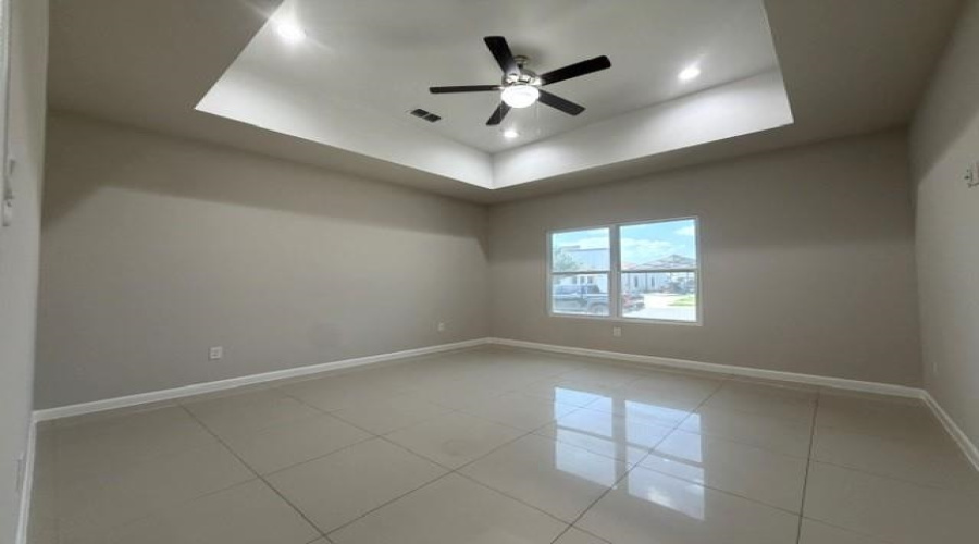 2811 Lavanda Dr., Laredo, Texas 78046, 3 Bedrooms Bedrooms, 4 Rooms Rooms,2 BathroomsBathrooms,Residential,For Sale,2811 Lavanda Dr.,20263021