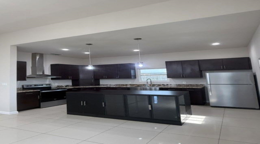 2811 Lavanda Dr., Laredo, Texas 78046, 3 Bedrooms Bedrooms, 4 Rooms Rooms,2 BathroomsBathrooms,Residential,For Sale,2811 Lavanda Dr.,20263021