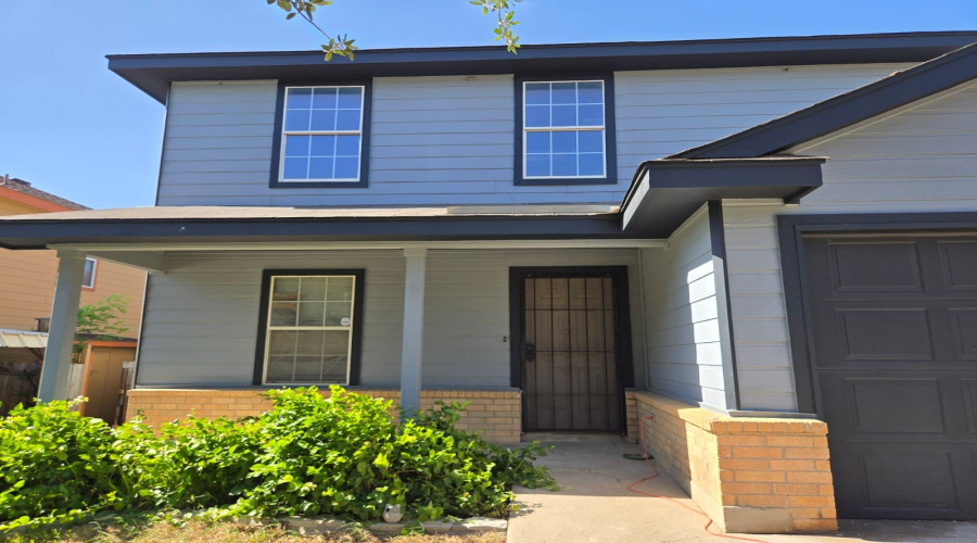 2424 Alegria St, Laredo, Texas 78046, 4 Bedrooms Bedrooms, 6 Rooms Rooms,2 BathroomsBathrooms,Residential,For Sale,2424 Alegria St,20263024
