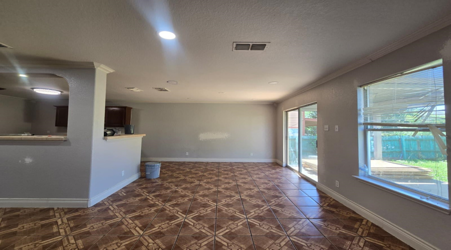 2424 Alegria St, Laredo, Texas 78046, 4 Bedrooms Bedrooms, 6 Rooms Rooms,2 BathroomsBathrooms,Residential,For Sale,2424 Alegria St,20263024
