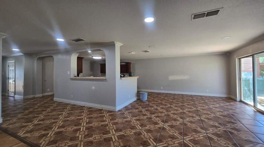 2424 Alegria St, Laredo, Texas 78046, 4 Bedrooms Bedrooms, 6 Rooms Rooms,2 BathroomsBathrooms,Residential,For Sale,2424 Alegria St,20263024