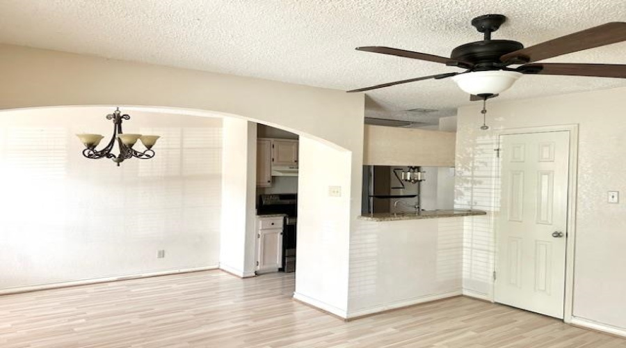 201 Martingale Ln, Laredo, Texas 78041, 2 Bedrooms Bedrooms, 5 Rooms Rooms,2 BathroomsBathrooms,Residential,For Rent,201 Martingale Ln,20263028
