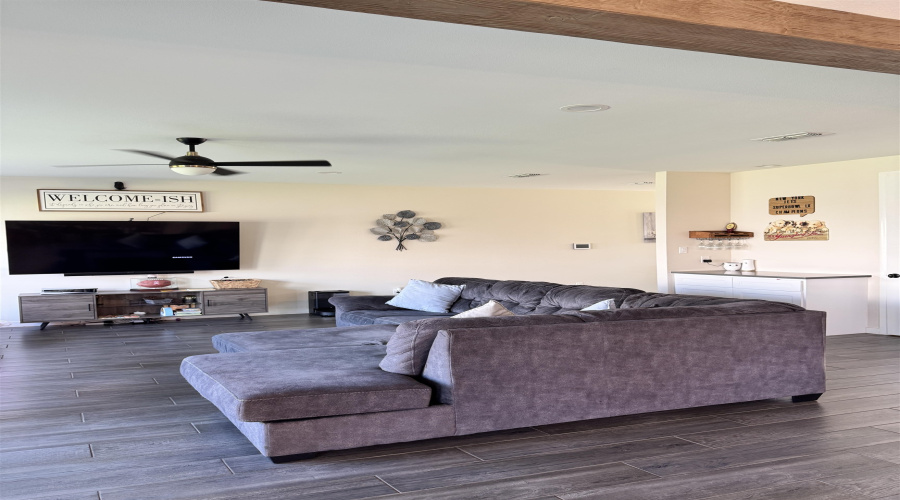 1322 Sambar Lp, Laredo, Texas 78045, 3 Bedrooms Bedrooms, 6 Rooms Rooms,2 BathroomsBathrooms,Residential,For Rent,1322 Sambar Lp,20263029