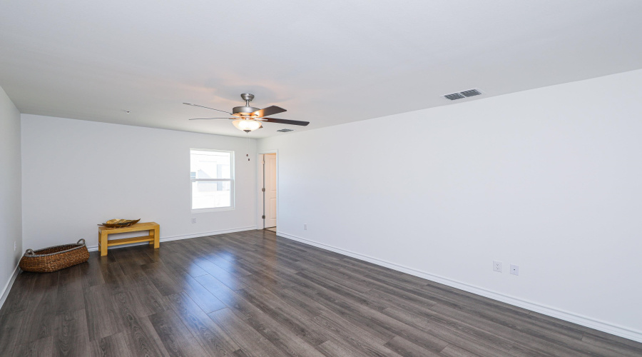 9903 Bijan Dr., LAREDO, Texas 78045, 3 Bedrooms Bedrooms, 7 Rooms Rooms,2 BathroomsBathrooms,Residential,For Rent,9903 Bijan Dr.,20263032