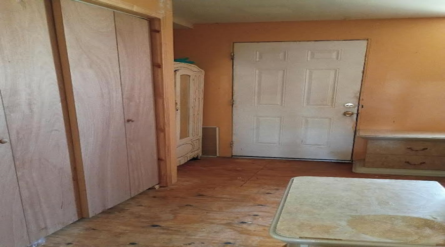 5317 Mercedes Ln., Zapata, Texas 78076, 3 Bedrooms Bedrooms, 5 Rooms Rooms,1 BathroomBathrooms,Residential,For Sale,5317 Mercedes Ln.,20263036