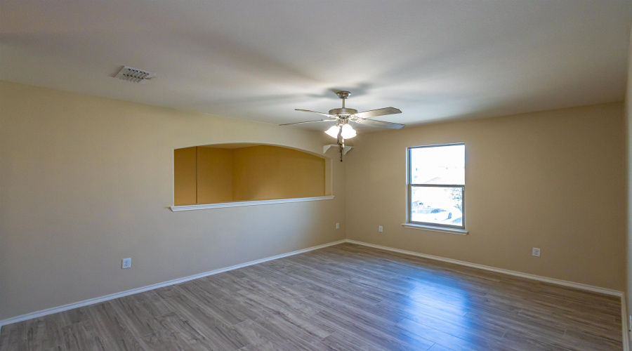 6015 Narciso Dr., Laredo, Texas 78046, 4 Bedrooms Bedrooms, 8 Rooms Rooms,2 BathroomsBathrooms,Residential,For Sale,6015 Narciso Dr.,20263037