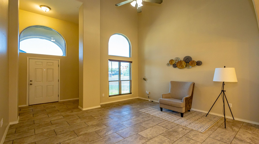 6015 Narciso Dr., Laredo, Texas 78046, 4 Bedrooms Bedrooms, 8 Rooms Rooms,2 BathroomsBathrooms,Residential,For Sale,6015 Narciso Dr.,20263037