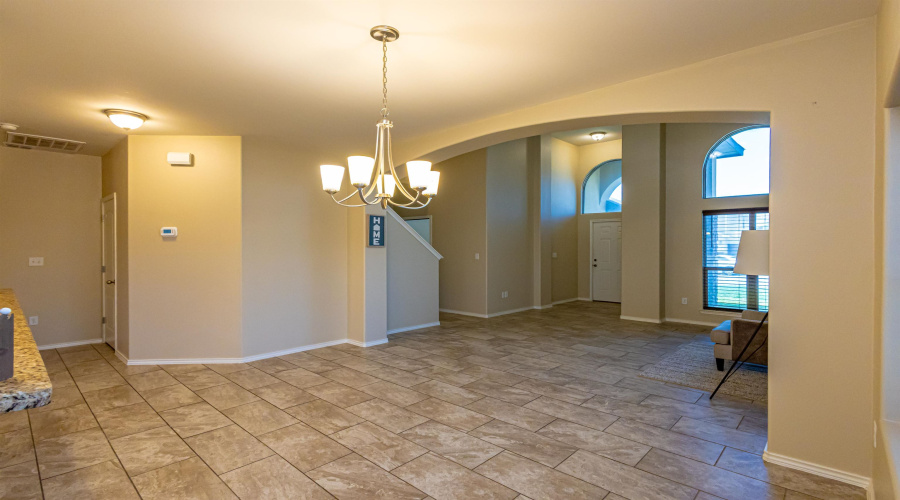 6015 Narciso Dr., Laredo, Texas 78046, 4 Bedrooms Bedrooms, 8 Rooms Rooms,2 BathroomsBathrooms,Residential,For Sale,6015 Narciso Dr.,20263037