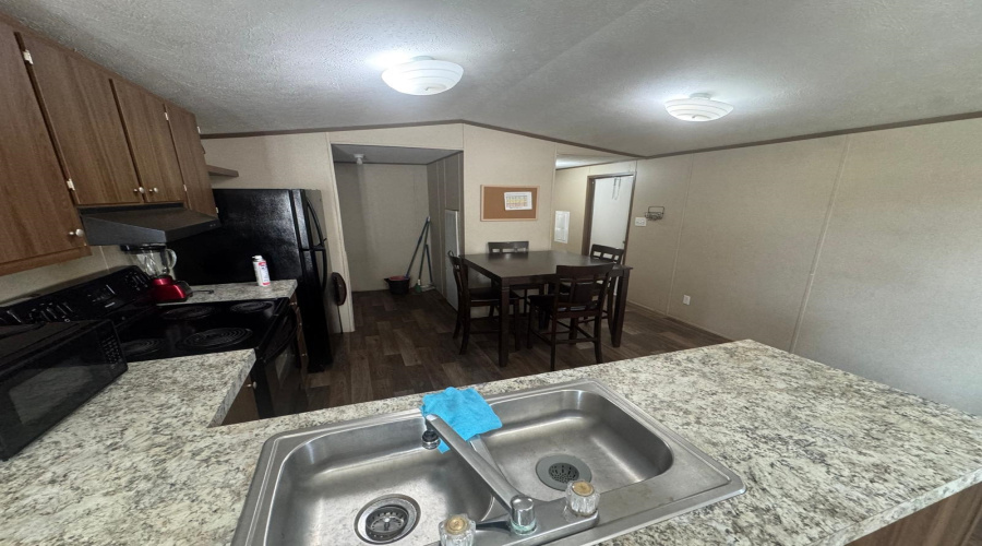 708 BIGLEAF DR., Laredo, Texas 78046, 3 Bedrooms Bedrooms, 4 Rooms Rooms,2 BathroomsBathrooms,Residential,For Sale,708 BIGLEAF DR.,20263039