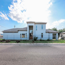 220 Ash St, Laredo, Texas, Texas 78040, 5 Bedrooms Bedrooms, 7 Rooms Rooms,3 BathroomsBathrooms,Residential,For Sale,220 Ash St,20263044