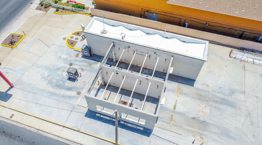 2501 E Saunders St, Laredo, Texas 78041, ,1 BathroomBathrooms,Commercial retail/office,For Rent,2501 E Saunders St,20263053