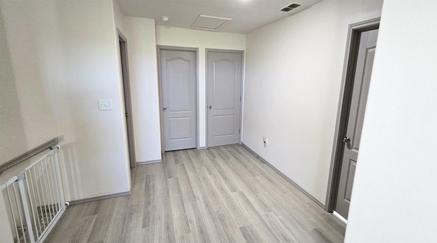 1620 Brownwood St., Laredo, Texas 78046, 3 Bedrooms Bedrooms, 6 Rooms Rooms,2 BathroomsBathrooms,Residential,For Sale,1620 Brownwood St.,20263045