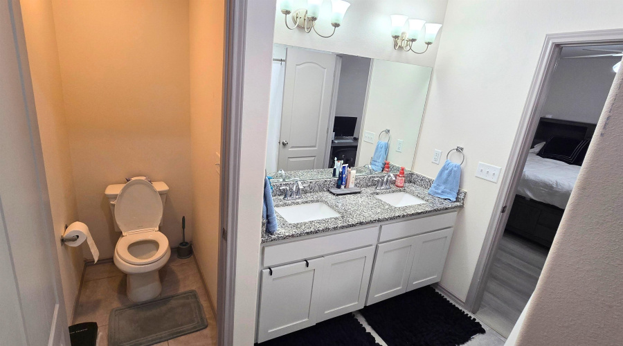 1620 Brownwood St., Laredo, Texas 78046, 3 Bedrooms Bedrooms, 6 Rooms Rooms,2 BathroomsBathrooms,Residential,For Sale,1620 Brownwood St.,20263045