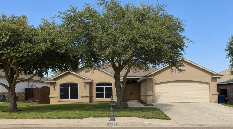 2314 Grisell Dr, Laredo, Texas 78041-2016, 3 Bedrooms Bedrooms, 5 Rooms Rooms,2 BathroomsBathrooms,Residential,For Sale,2314 Grisell Dr,20263046