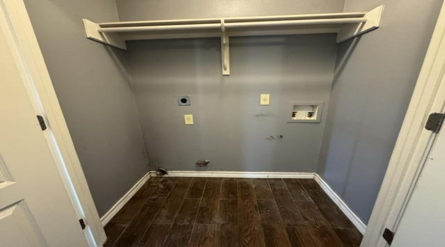 526 Don Jose Dr., Laredo, Texas 78045, 3 Bedrooms Bedrooms, 6 Rooms Rooms,2 BathroomsBathrooms,Residential,For Sale,526 Don Jose Dr.,20263052