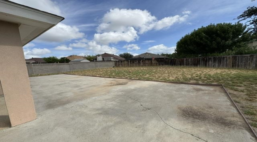 526 Don Jose Dr., Laredo, Texas 78045, 3 Bedrooms Bedrooms, 6 Rooms Rooms,2 BathroomsBathrooms,Residential,For Sale,526 Don Jose Dr.,20263052