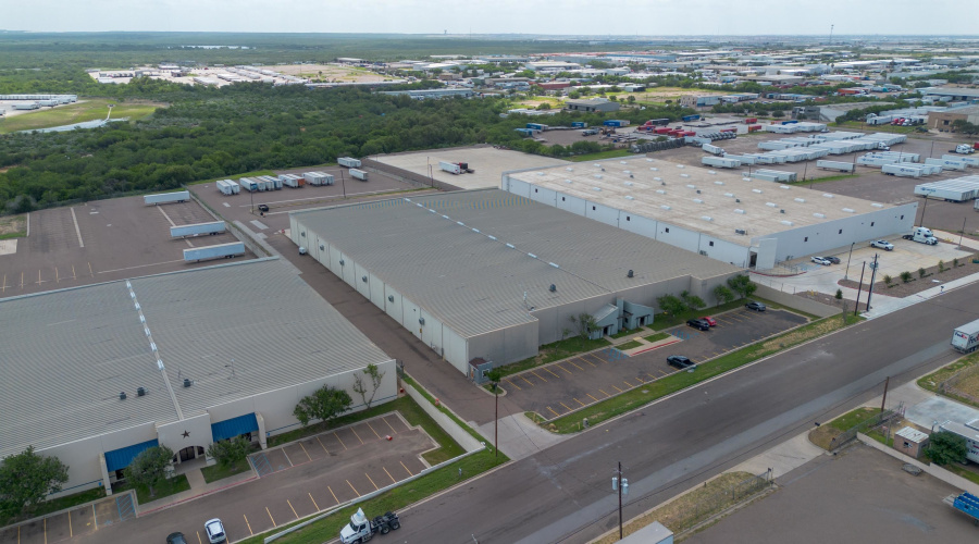 14701 Atlanta Dr, Laredo, Texas 78045, 51 Rooms Rooms,4 BathroomsBathrooms,Commercial/industrial,For Rent,14701 Atlanta Dr,20263048