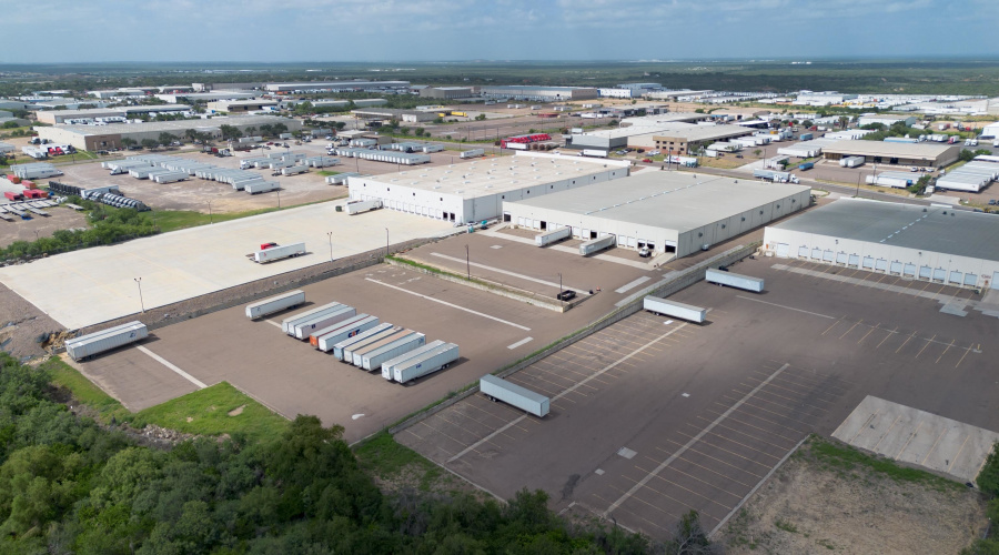 14701 Atlanta Dr, Laredo, Texas 78045, 51 Rooms Rooms,4 BathroomsBathrooms,Commercial/industrial,For Rent,14701 Atlanta Dr,20263048
