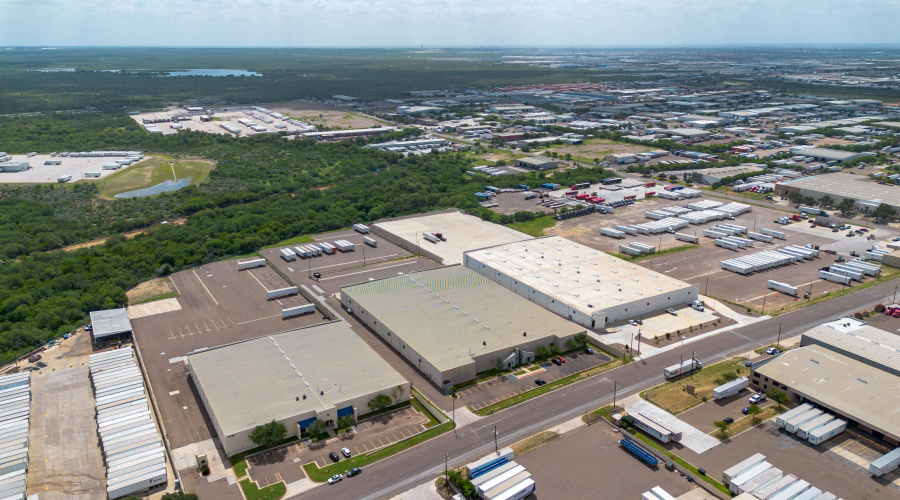 14701 Atlanta Dr, Laredo, Texas 78045, 51 Rooms Rooms,4 BathroomsBathrooms,Commercial/industrial,For Rent,14701 Atlanta Dr,20263048