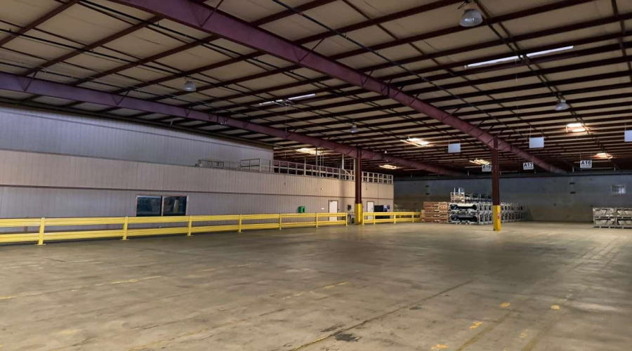 14701 Atlanta Dr, Laredo, Texas 78045, 51 Rooms Rooms,4 BathroomsBathrooms,Commercial/industrial,For Rent,14701 Atlanta Dr,20263048