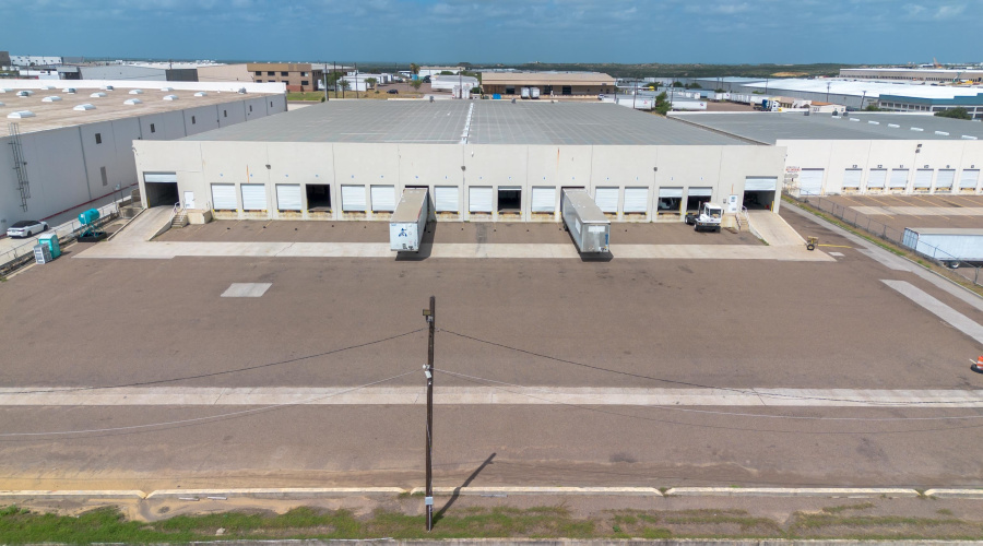 14701 Atlanta Dr, Laredo, Texas 78045, 51 Rooms Rooms,4 BathroomsBathrooms,Commercial/industrial,For Rent,14701 Atlanta Dr,20263048