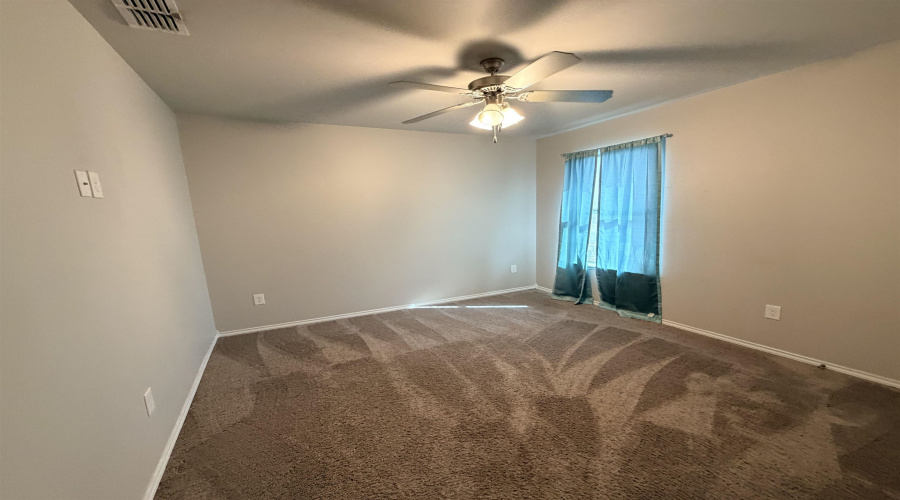 11134 Palmillas Loop, Laredo, Texas 78045, 4 Bedrooms Bedrooms, 7 Rooms Rooms,2 BathroomsBathrooms,Residential,For Rent,11134 Palmillas Loop,20263055