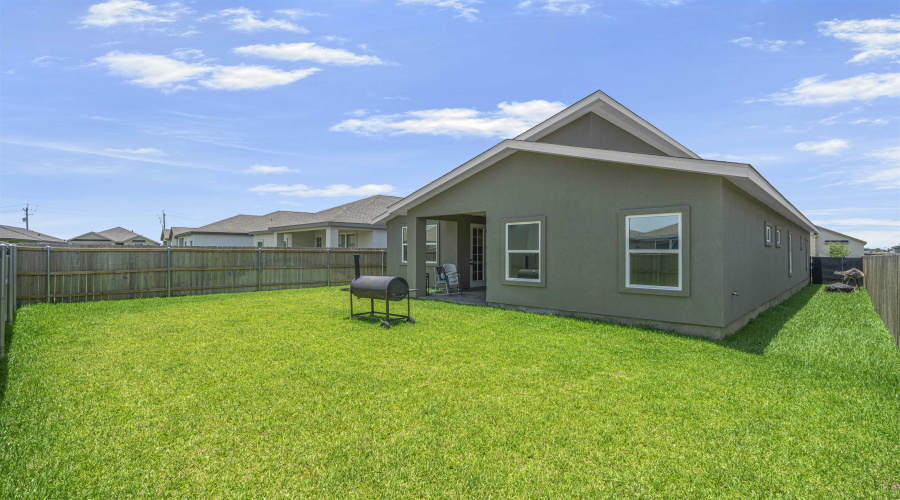 107 Canyon Lake Dr., Laredo, Texas 78045, 4 Bedrooms Bedrooms, 5 Rooms Rooms,2 BathroomsBathrooms,Residential,For Sale,107 Canyon Lake Dr.,20263056