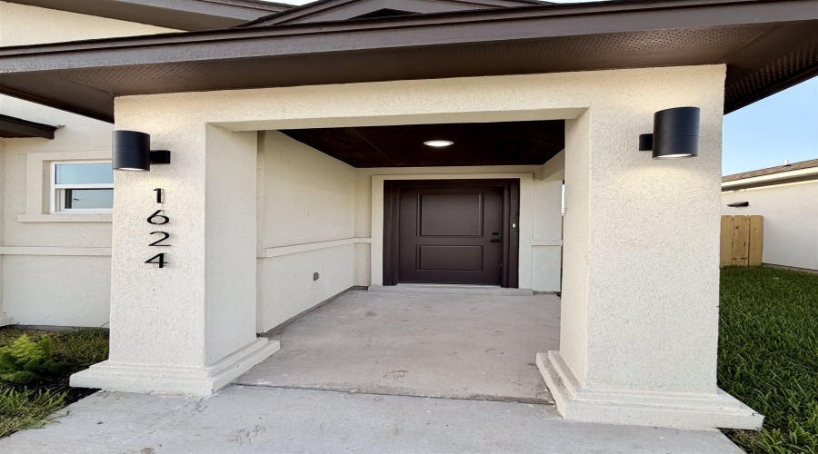 1624 Materia Dr., Laredo, Texas 78046, 3 Bedrooms Bedrooms, 6 Rooms Rooms,2 BathroomsBathrooms,Residential,For Sale,1624 Materia Dr.,20263059