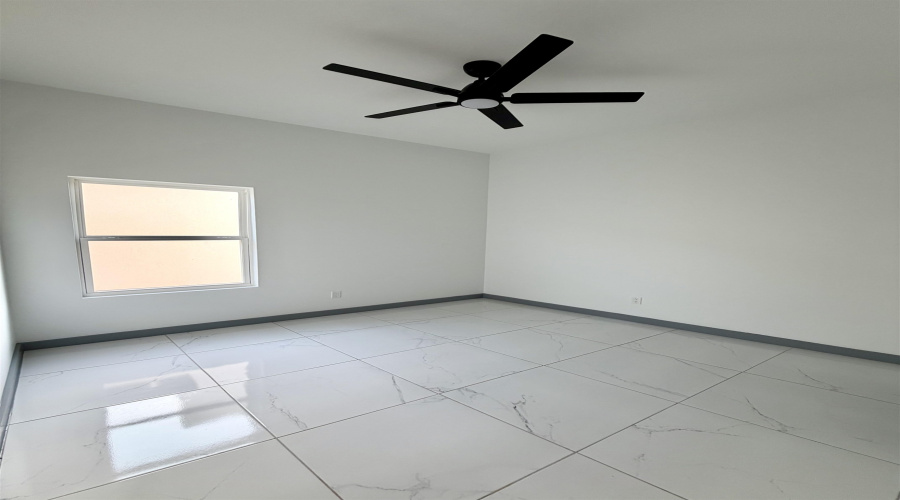 1611 Secretaria Ln., Laredo, Texas 78046, 3 Bedrooms Bedrooms, 6 Rooms Rooms,2 BathroomsBathrooms,Residential,For Sale,1611 Secretaria Ln.,20263061