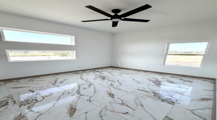 1613 Secretaria Ln., Laredo, Texas 78046, 3 Bedrooms Bedrooms, 5 Rooms Rooms,2 BathroomsBathrooms,Residential,For Sale,1613 Secretaria Ln.,20263062