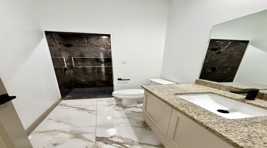 1613 Secretaria Ln., Laredo, Texas 78046, 3 Bedrooms Bedrooms, 5 Rooms Rooms,2 BathroomsBathrooms,Residential,For Sale,1613 Secretaria Ln.,20263062
