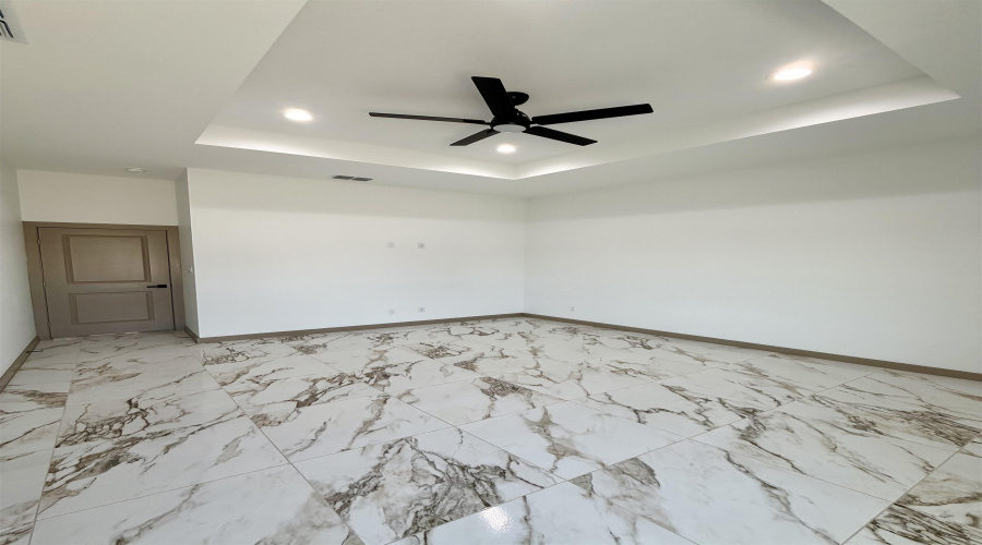 1613 Secretaria Ln., Laredo, Texas 78046, 3 Bedrooms Bedrooms, 5 Rooms Rooms,2 BathroomsBathrooms,Residential,For Sale,1613 Secretaria Ln.,20263062
